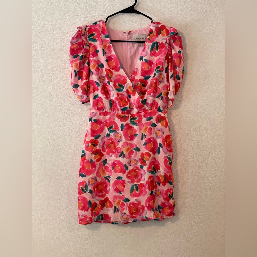 Adelyn Rae Pauline Floral Puff Sleeve Minidress